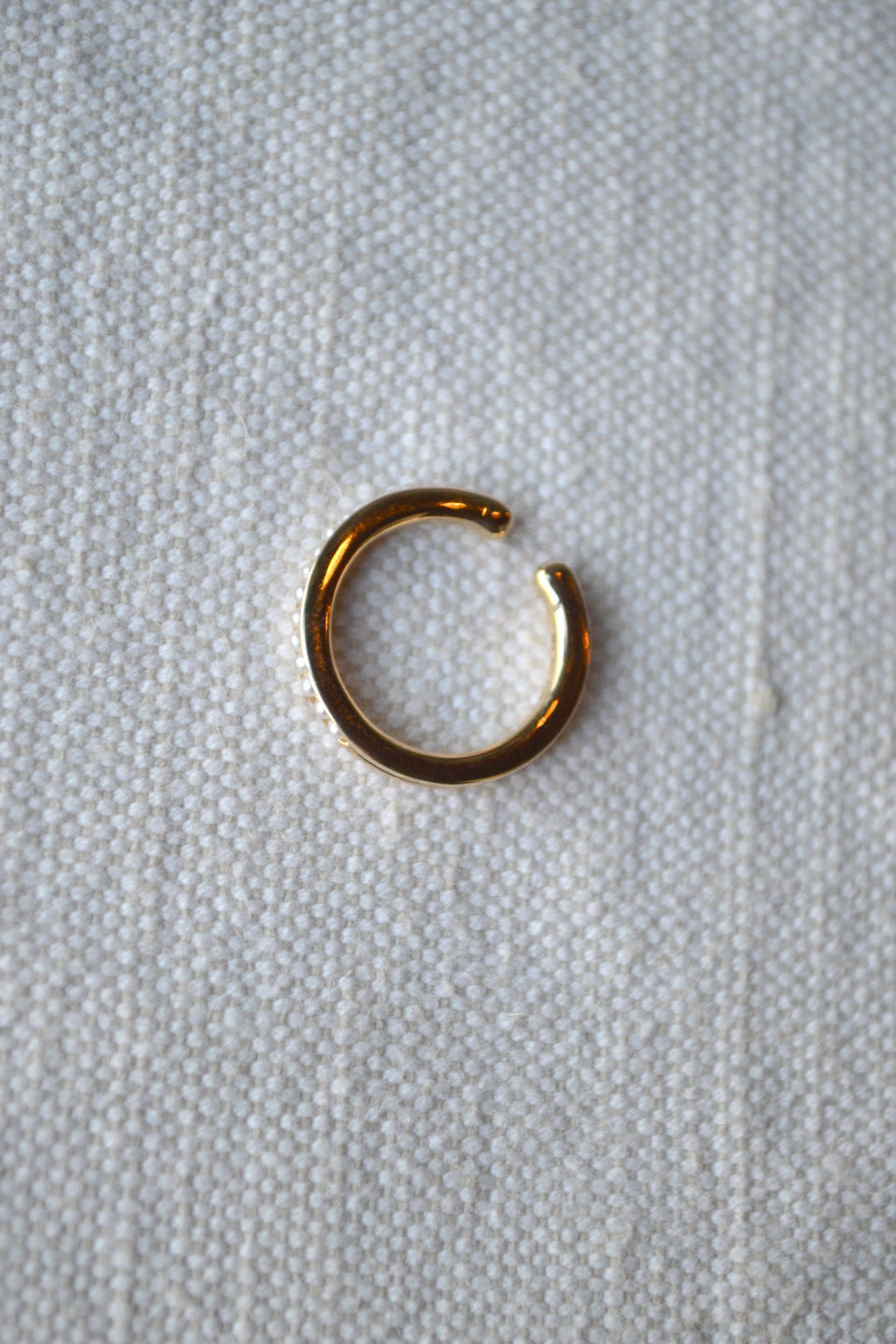 Caviar Pearl Ear Cuff