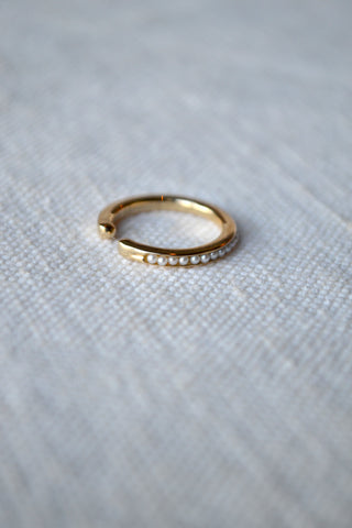 Caviar Pearl Ear Cuff