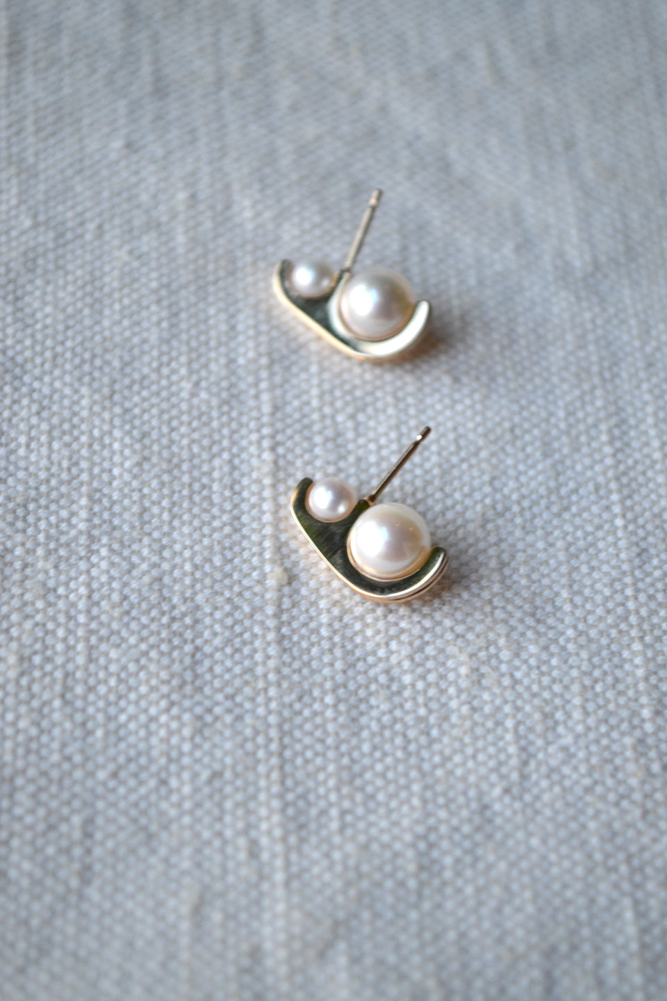 Beluga Pearl Earring