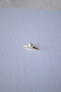 Naax White Pearl Earring