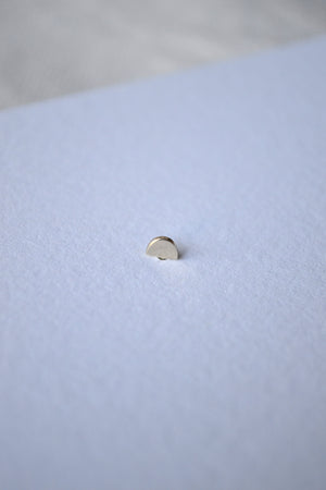 Semi Stud Earring