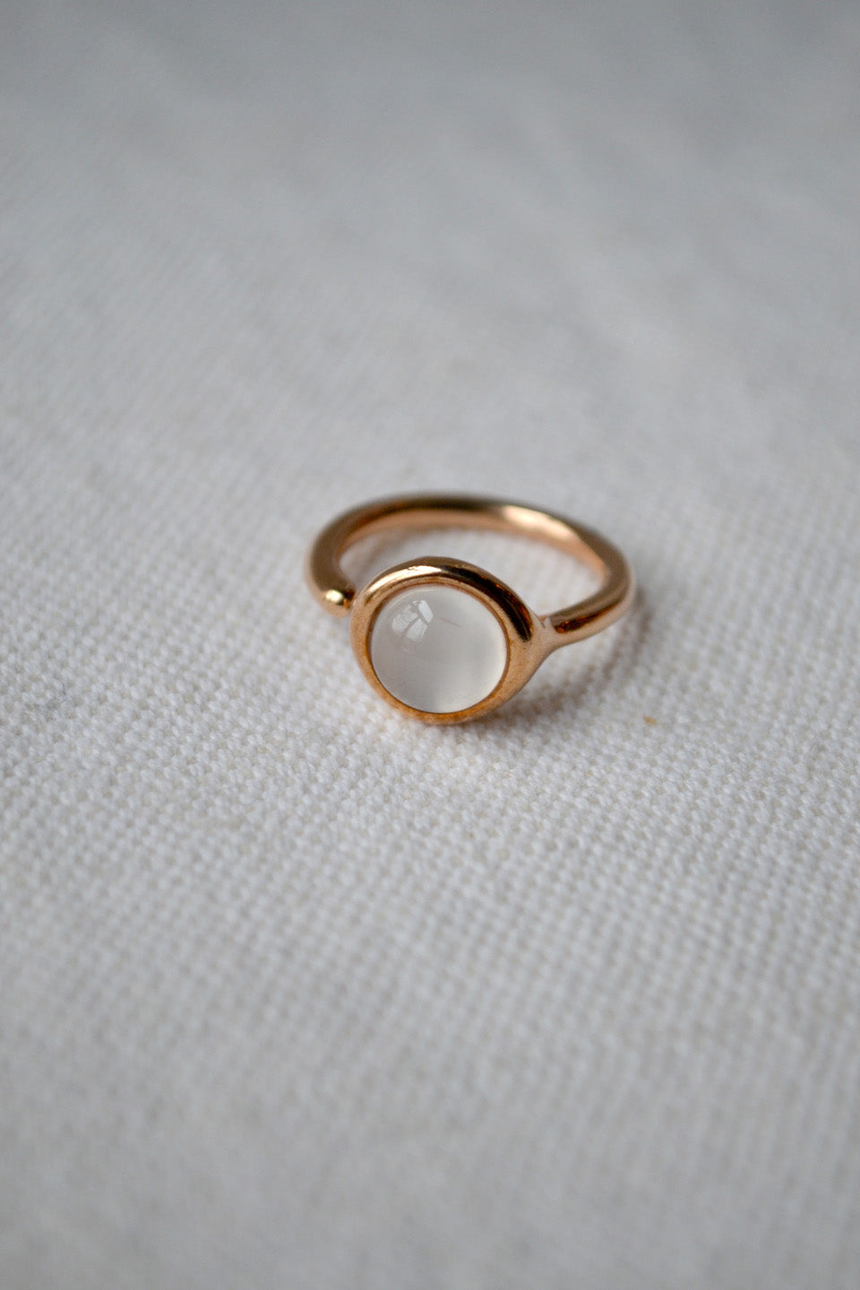 AP Fili Fusi Fini 15 White Moonstone