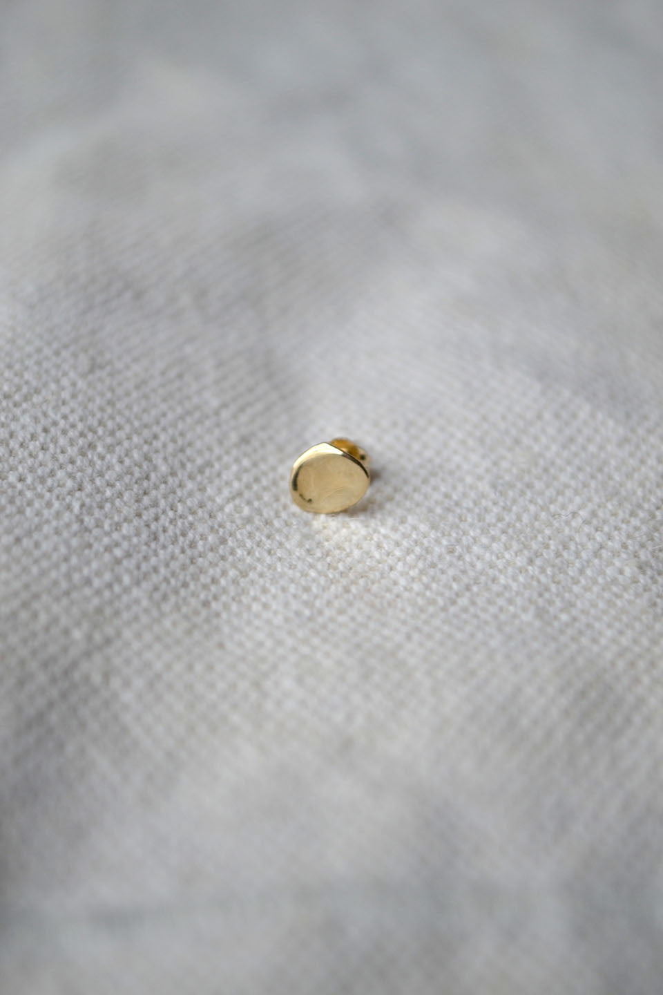 Pebble Gold Earring