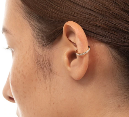 Caviar Pearl Ear Cuff