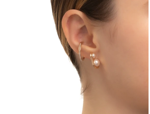 Caviar Pearl Ear Cuff